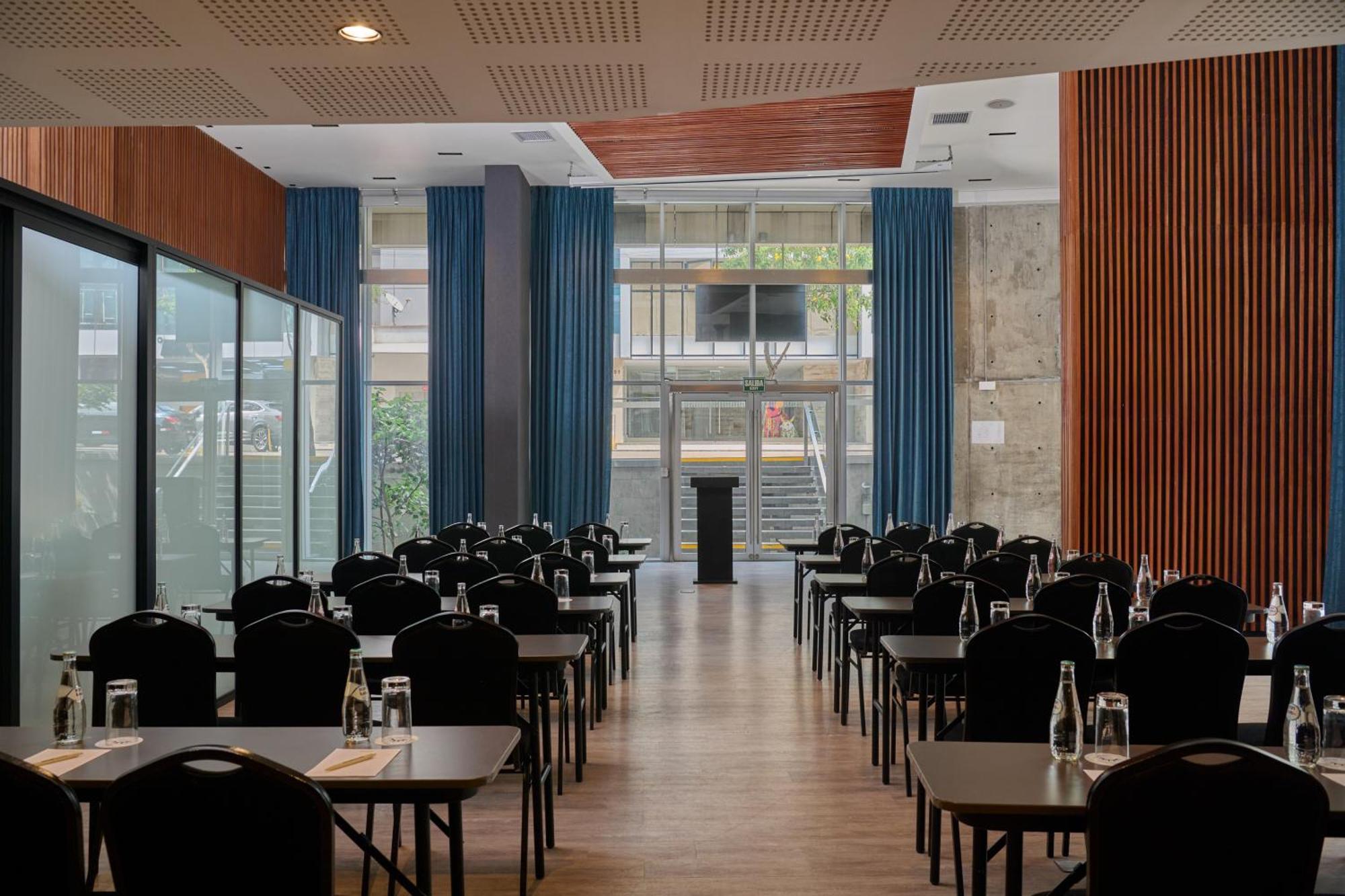 Innside By Melia Lima Miraflores Bagian luar foto